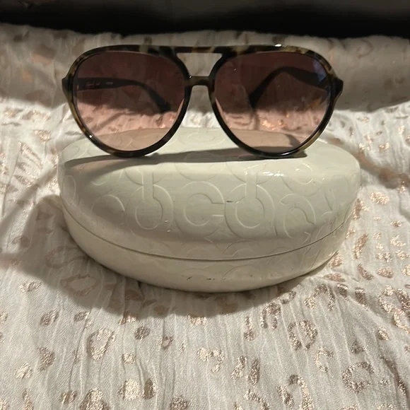 Rampage Coach Cheetah Sunglasses with matching case. Accessories | Rampage Coach Cheetah Sunglasses With Matching  main image 3